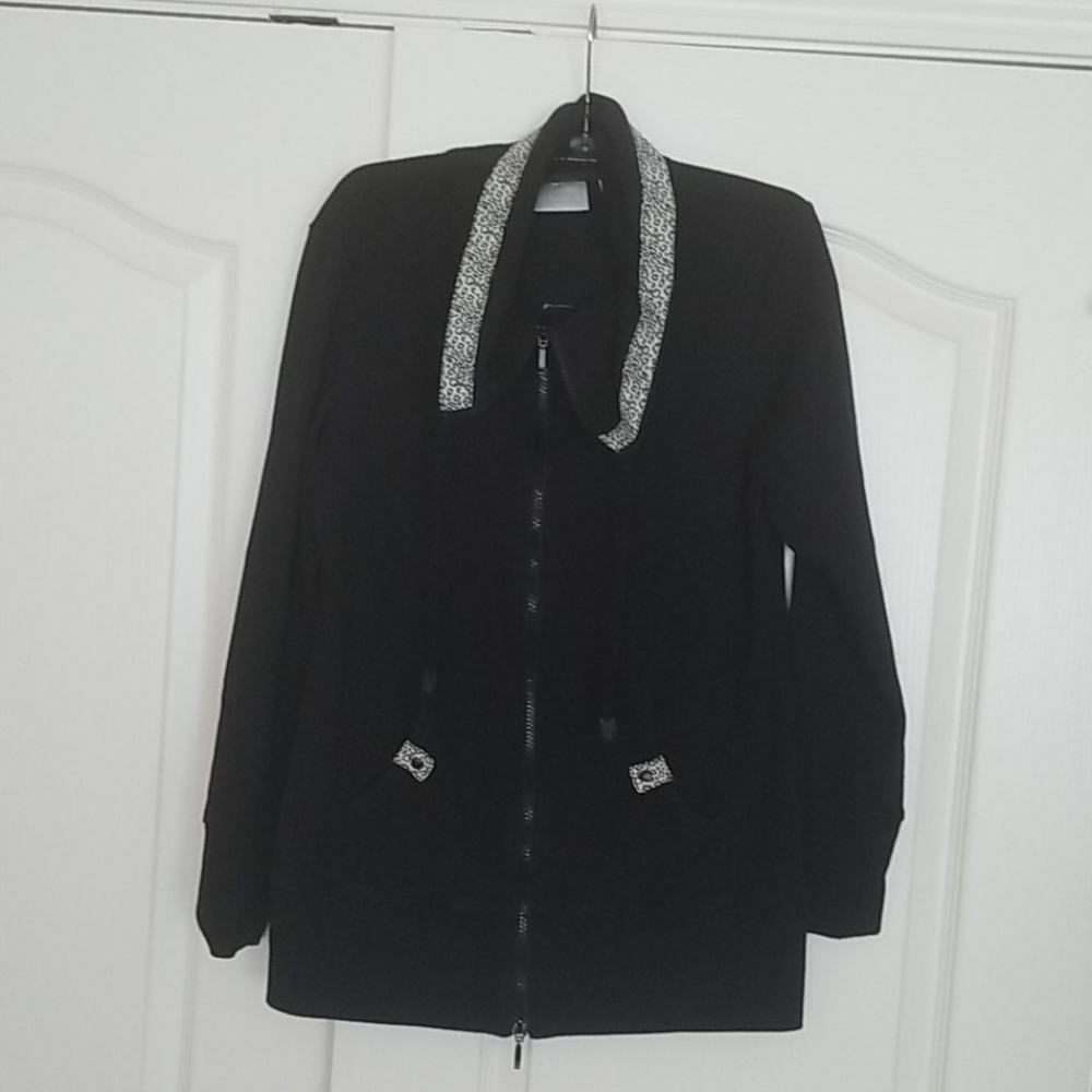 Chico's Zenergy Zip Front with Animal Print Detail